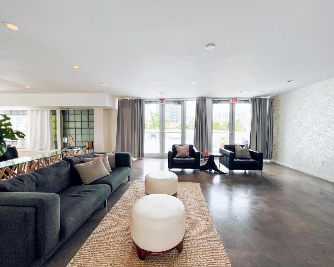 Penthouse I