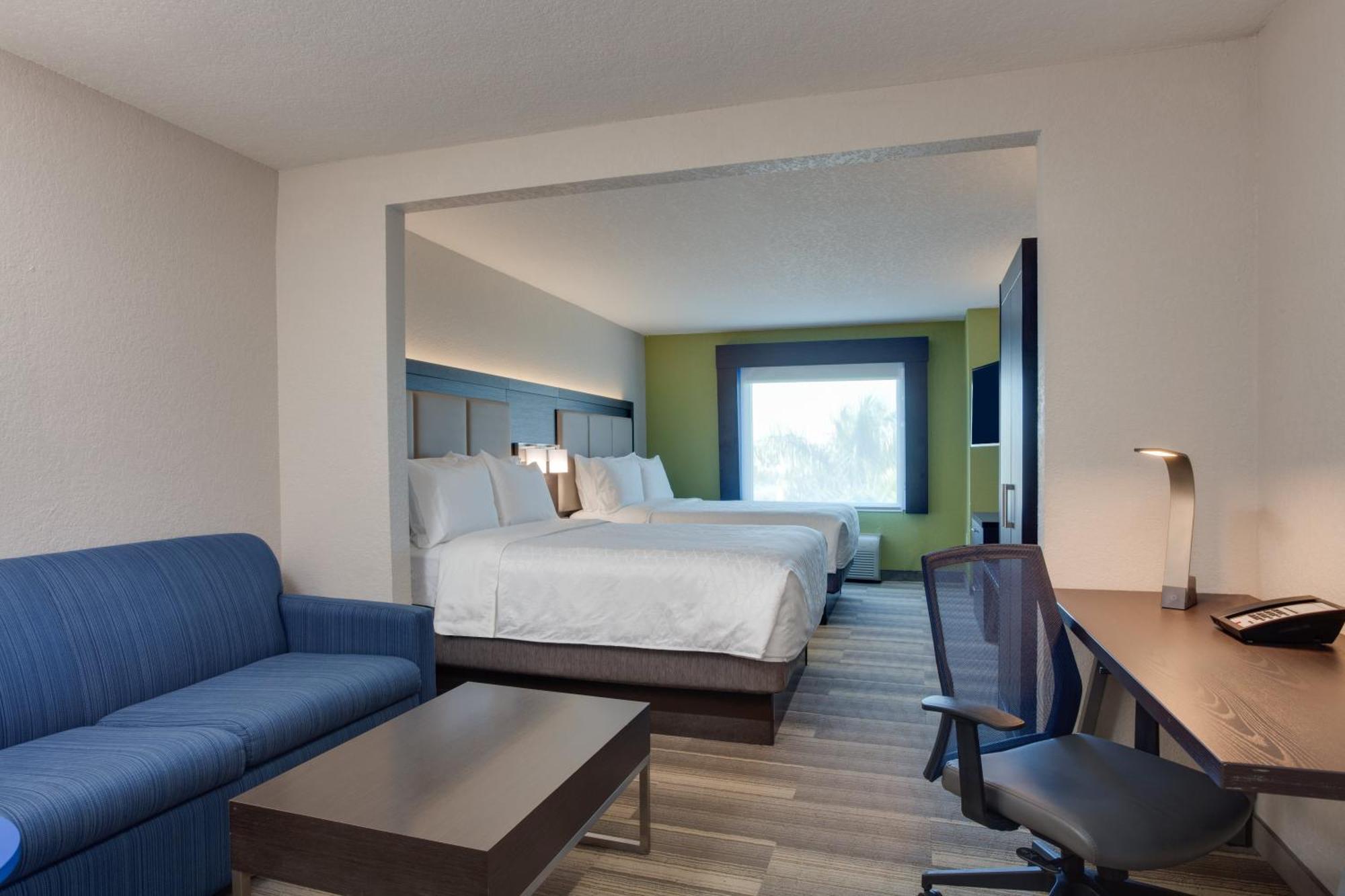 Queen Suite with Two Queen Beds and Additional Living Area