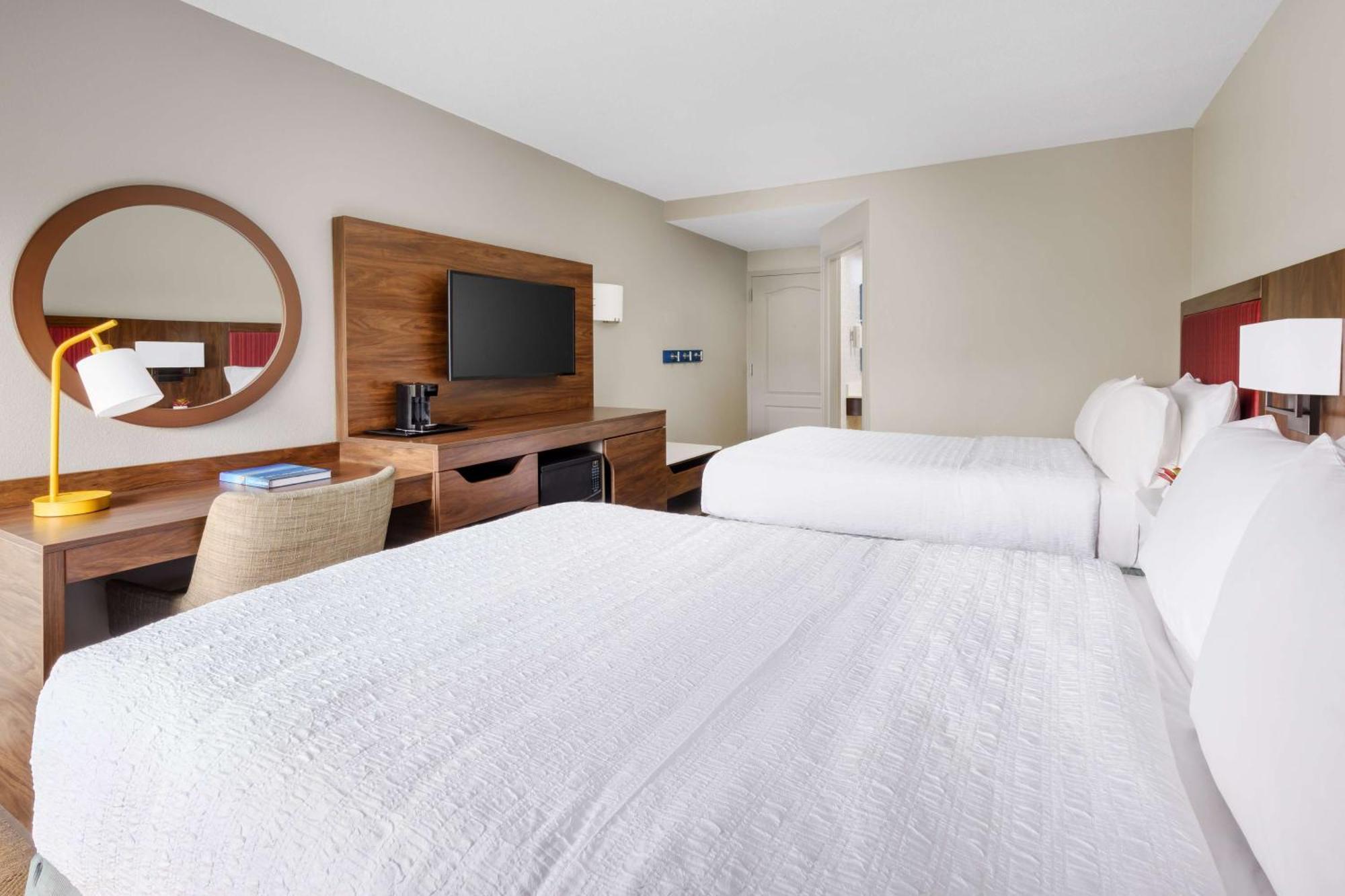 Double Room with Two Double Beds - Non-Smoking,1498940923:JPEG