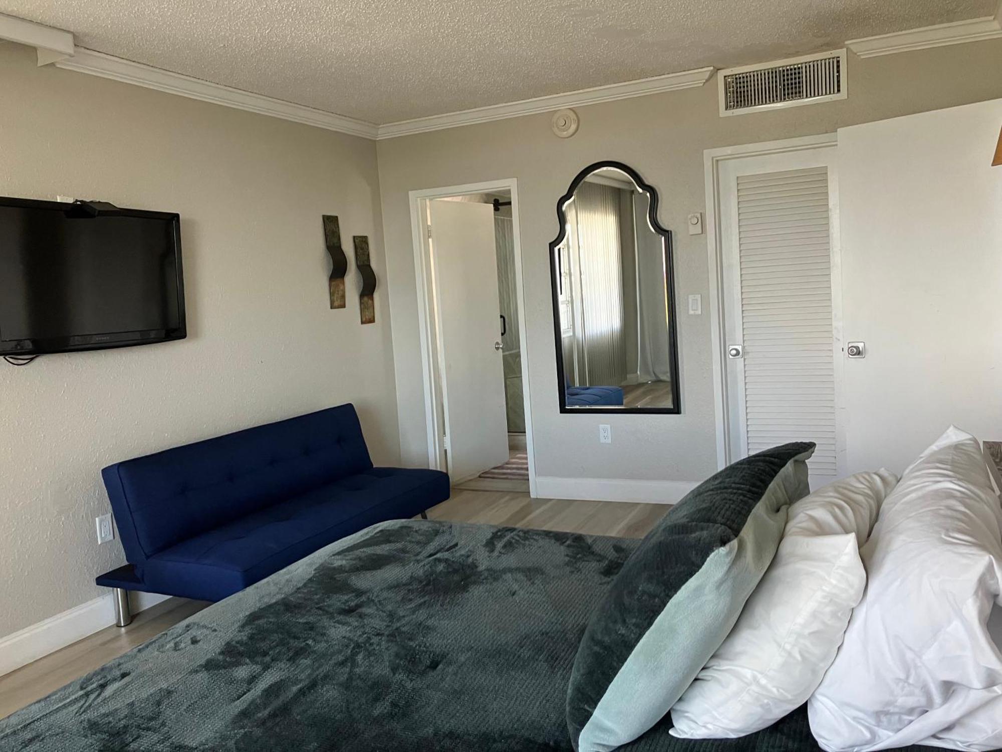 Apartment Sea View