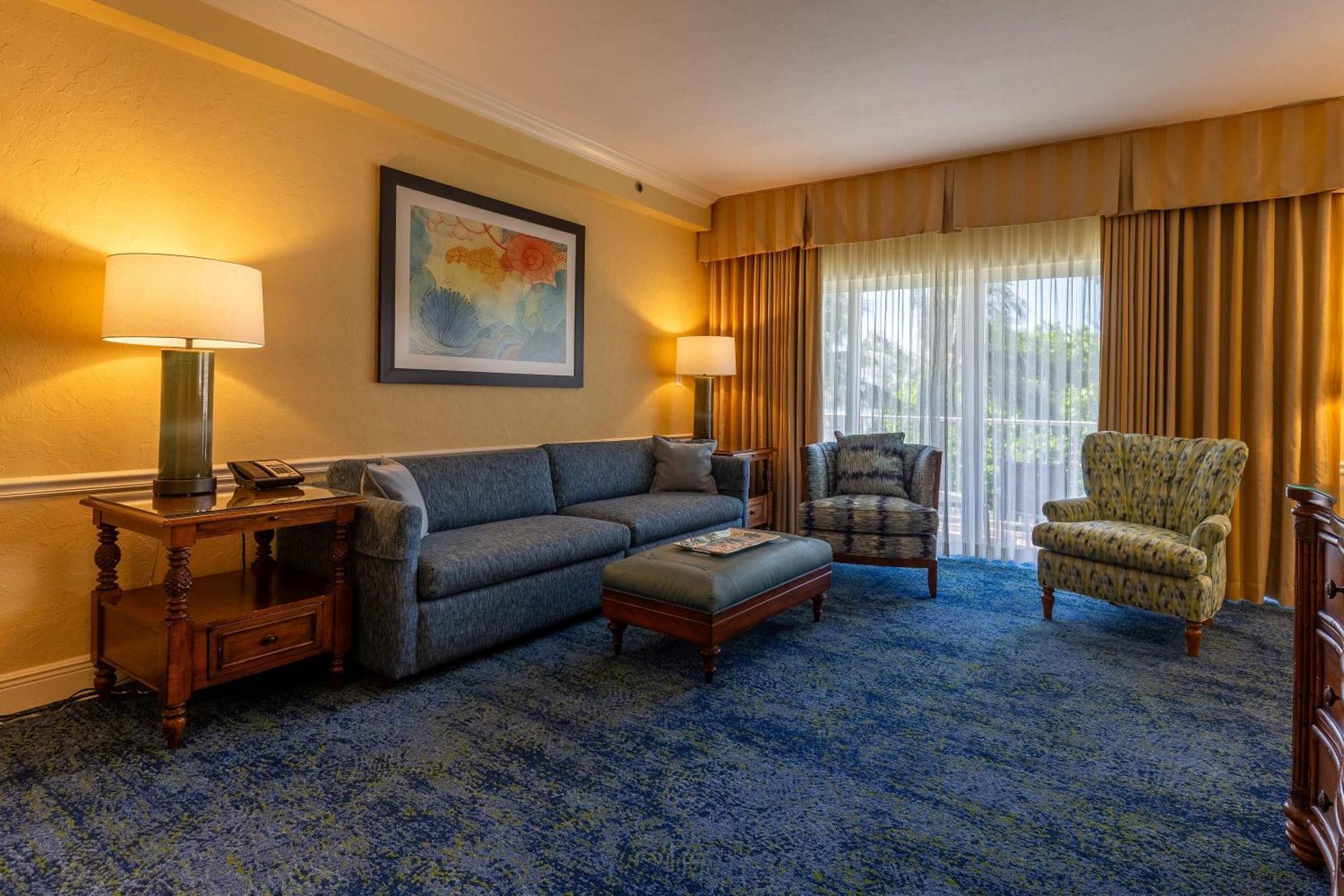 Deluxe Suite,1576710590:JPEG