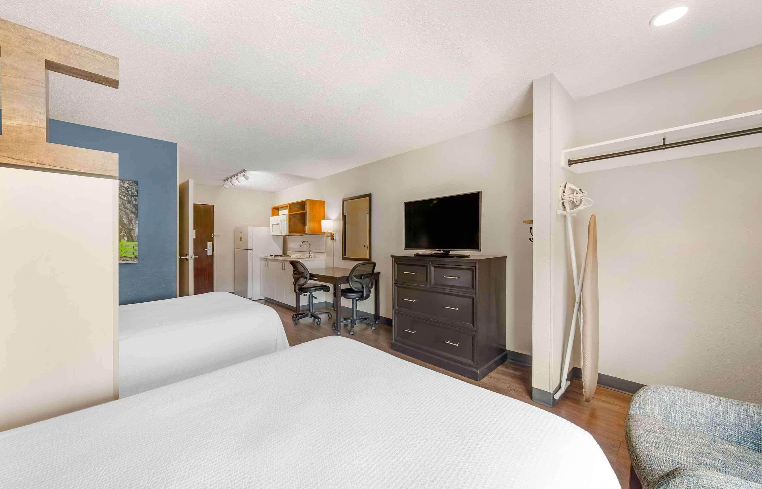 Superior Studio 2 Double Beds Non-Smoking