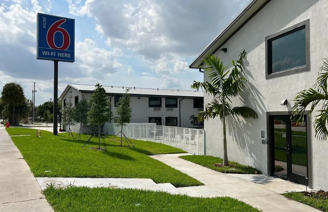 Motel 6-Fort Lauderdale, Fl-1