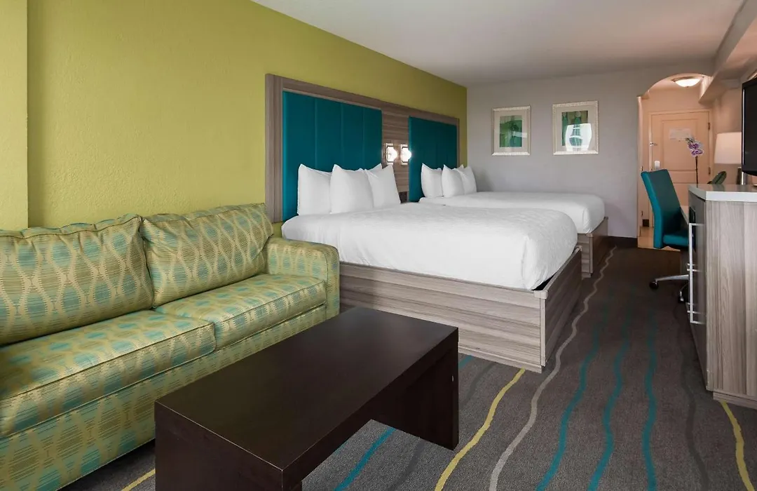 Best Western Plus Oceanside Inn-1