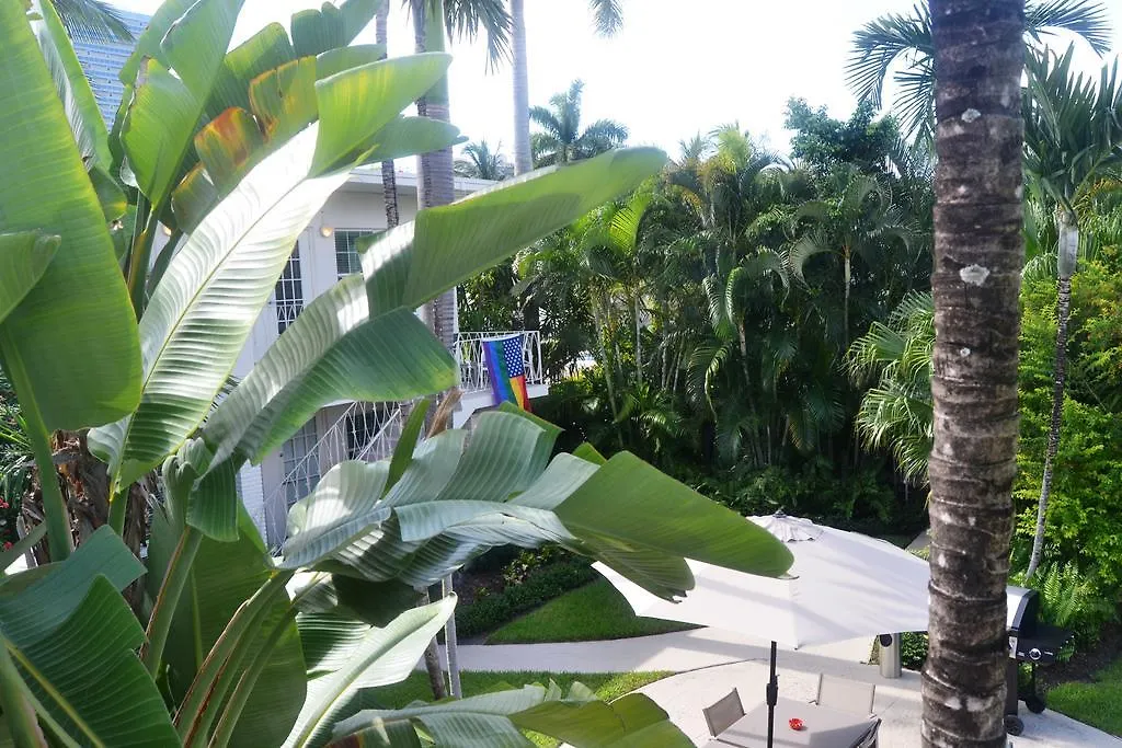 Grand Palm Plaza-1