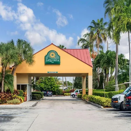 La Quinta By Wyndham Fort Lauderdale Pompano Beach-2