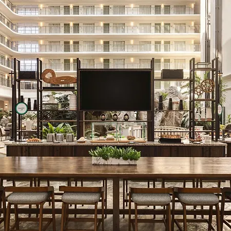 Embassy Suites By Hilton Fort Lauderdale 17Th Street-2
