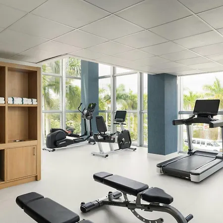 Maritime Hotel Fort Lauderdale Airport & Cruiseport-2