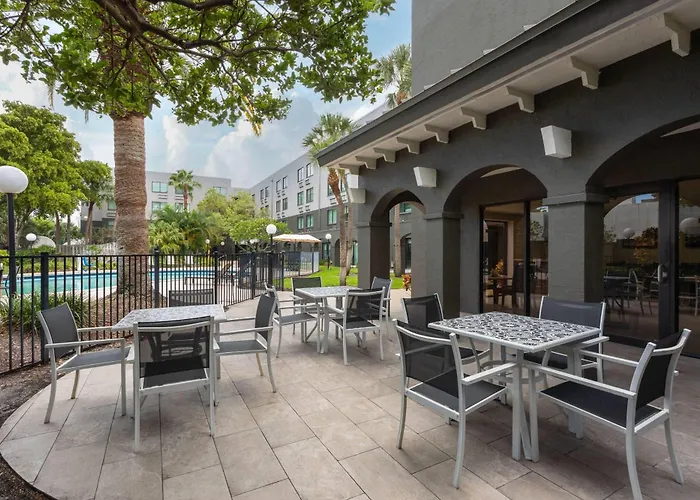 Hawthorn Extended Stay By Wyndham Ft Lauderdale Cypress Crk Fort Lauderdale