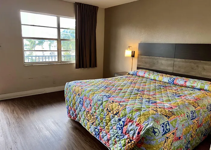 America'S Best Inn & Suites Fort Lauderdale North